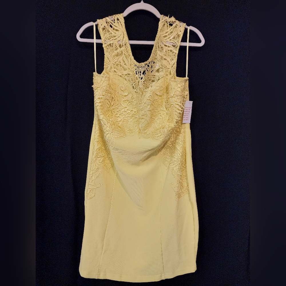 VENUS Yellow Lace Midi Dress